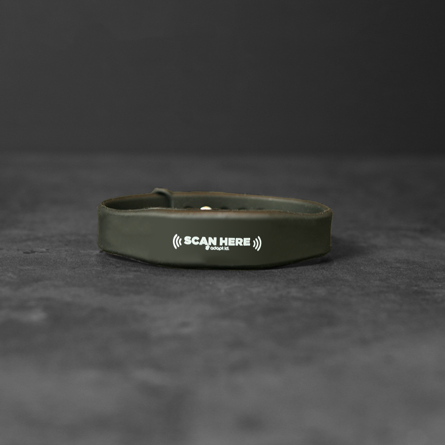 Black NFC Silicone Wristband With 'Scan Here' Wording